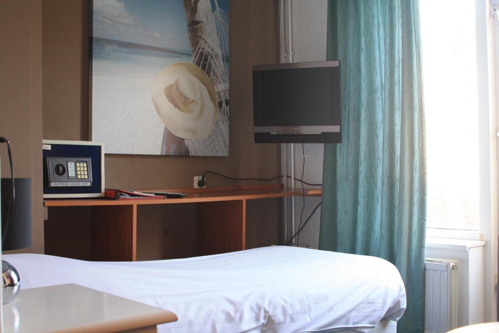 Hotel Zee En Duin Katwijk aan Zee Zimmer foto